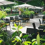 Mercure Centre Hotel