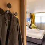 Mercure Centre Otel 4*