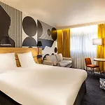 Mercure Centre