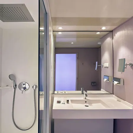 Mercure Centre 4*