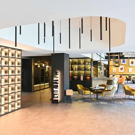 Mercure Centre 4*