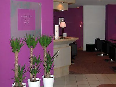 Mercure Centre Hotel 4*