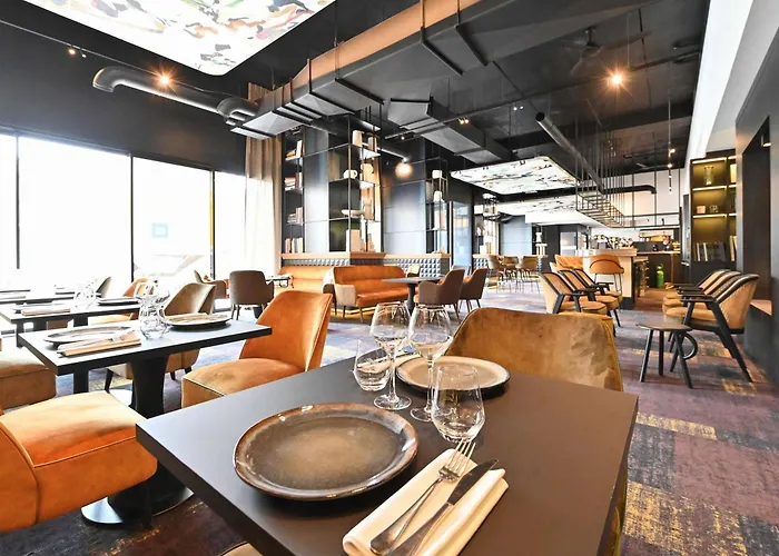 Mercure Centre Hotel 4*