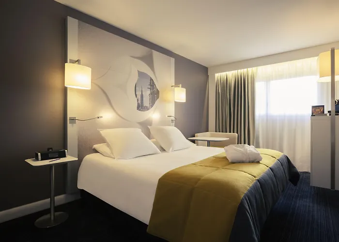 Mercure Centre Hotel 4*